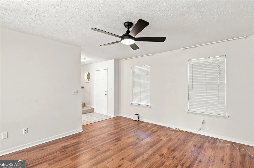 2928 Noah DR Acworth, GA 30101
