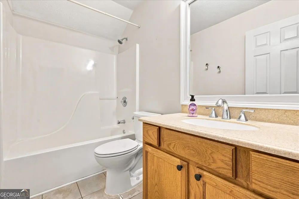 2928 Noah DR Acworth, GA 30101