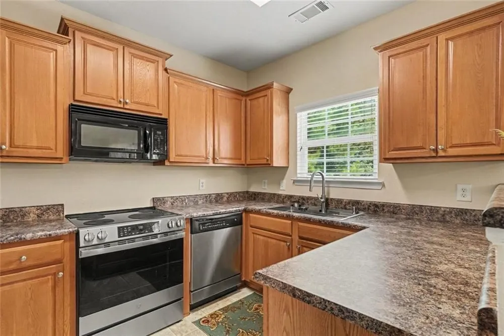 323 Scarlet Oaks Drive Macon, GA 31220