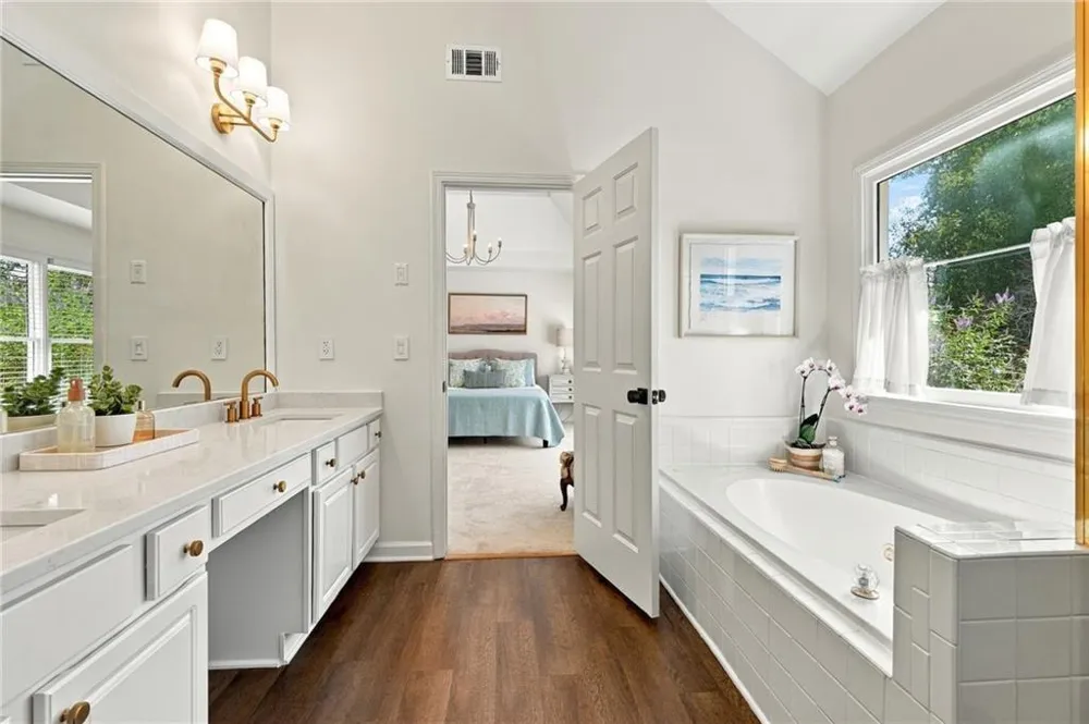 1746 Millhouse Run Marietta, GA 30066