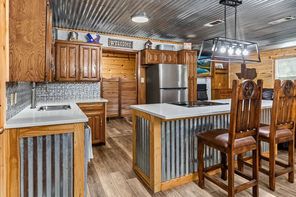 7478 County Road 1020 Wolfe City, TX 75496