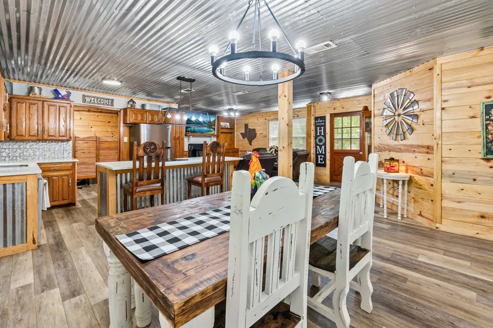 7478 County Road 1020 Wolfe City, TX 75496