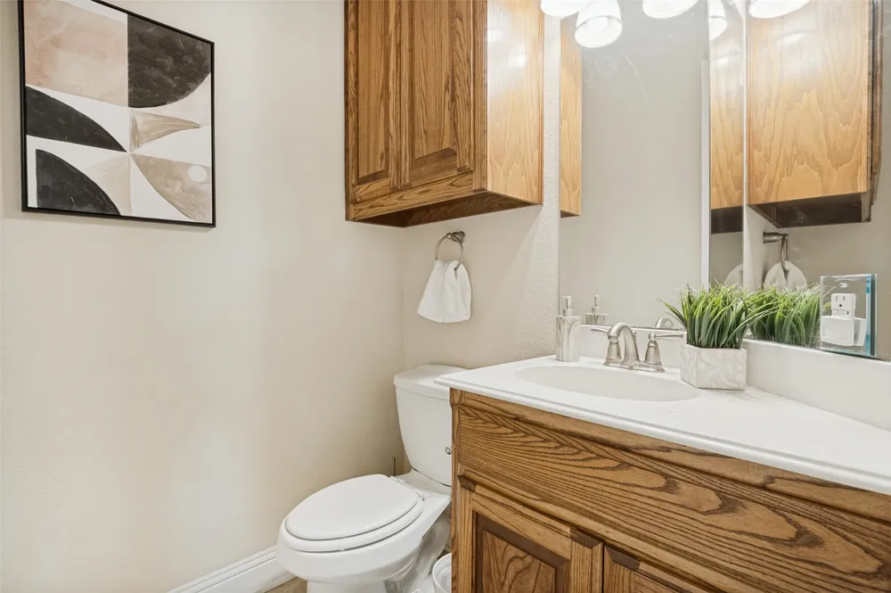 10918 Beauty Lane Dallas, TX 75229
