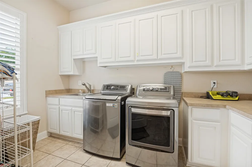 10918 Beauty Lane Dallas, TX 75229