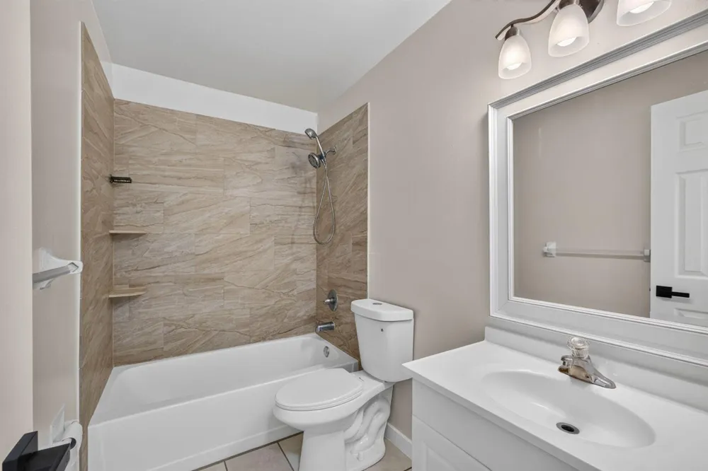 8697 SE HOBE RIDGE AVENUE Hobe Sound, FL 33455