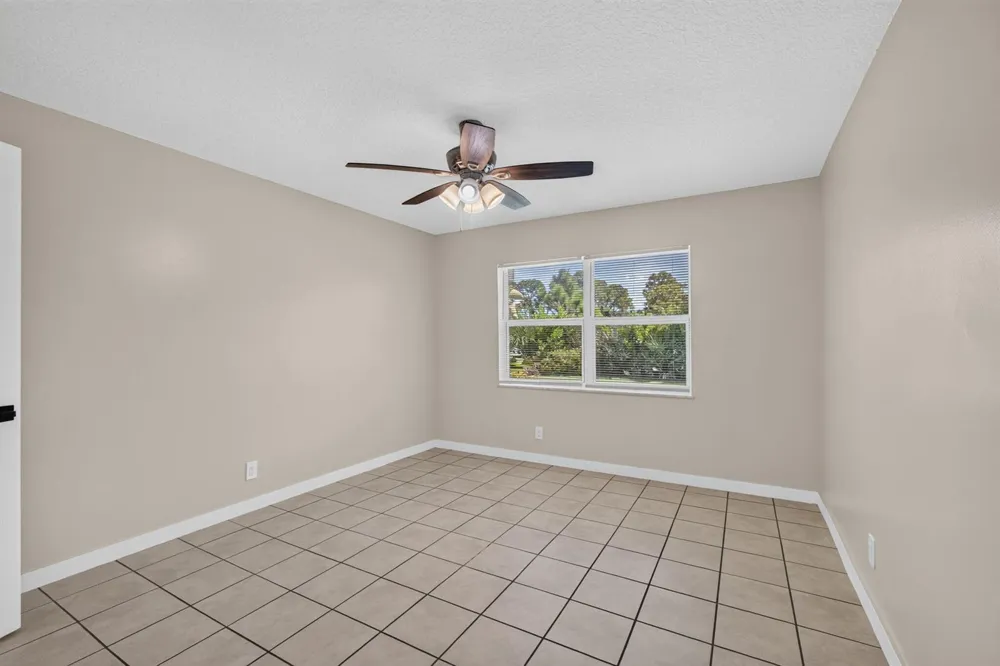 8697 SE HOBE RIDGE AVENUE Hobe Sound, FL 33455