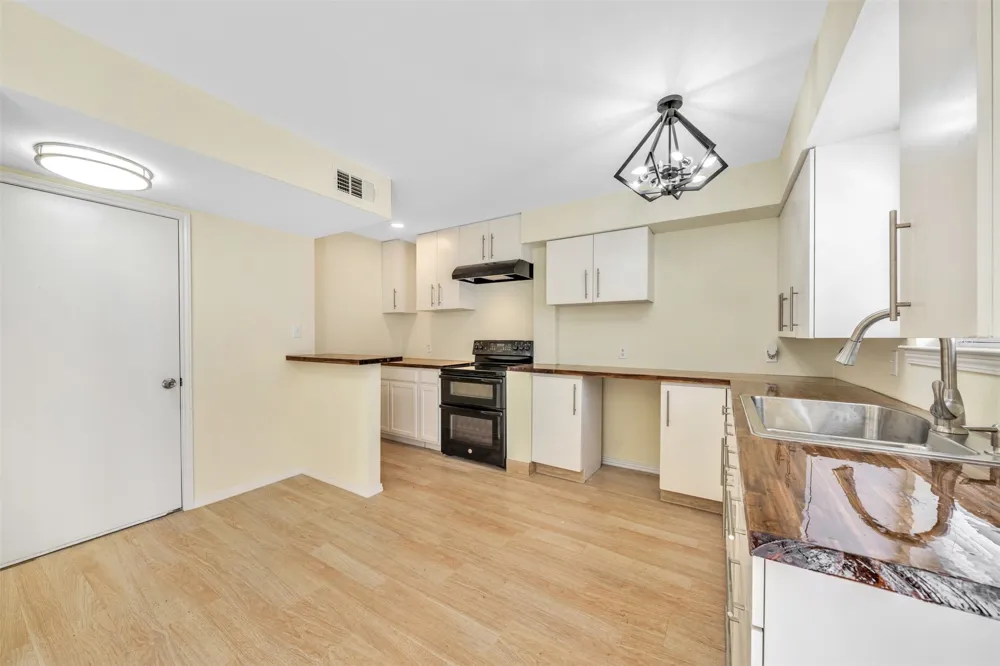 1848 Woodhall Way Fort Worth, TX 76134