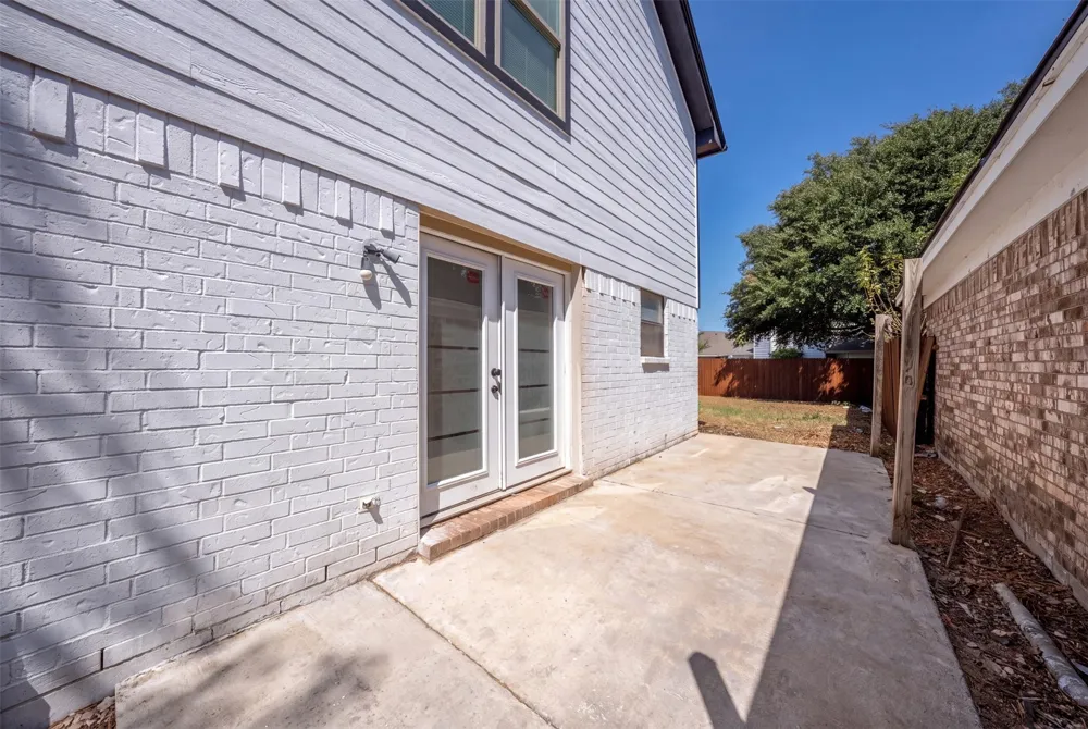 1848 Woodhall Way Fort Worth, TX 76134
