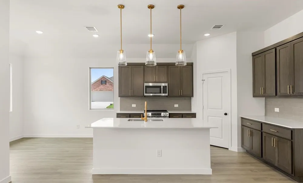 629 Tyronza Drive Justin, TX 76247
