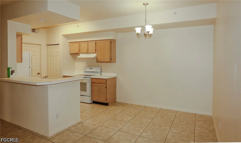 Saint Croix Lane #716 Naples, FL 34109