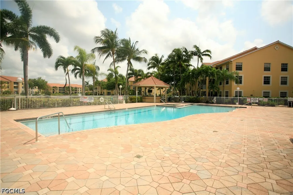 Saint Croix Lane #716 Naples, FL 34109