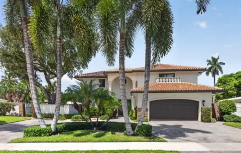 749 SW 2nd Street