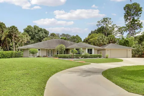 8552 Thousand Pines Circle