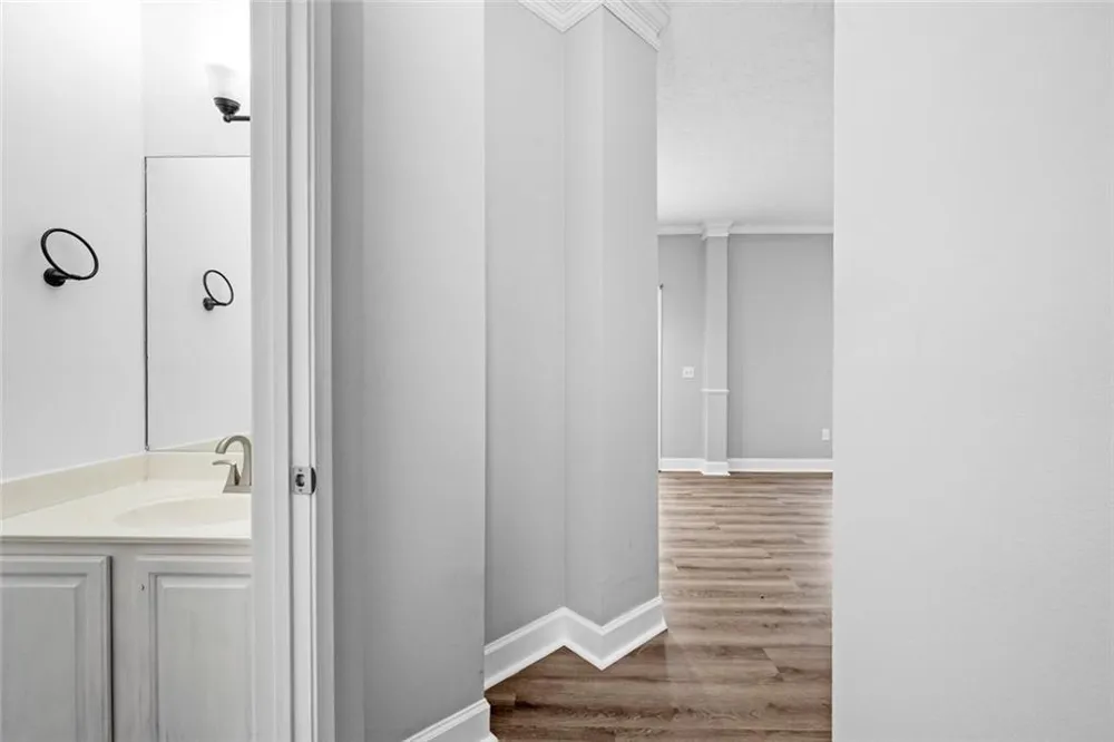 702 Ashley Glen Lane Johns Creek, GA 30022