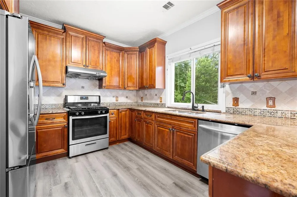 702 Ashley Glen Lane Johns Creek, GA 30022