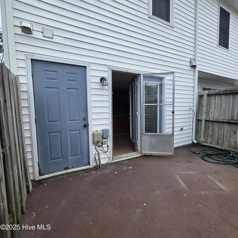 3830 Sterling Pointe Drive #P7 Winterville, NC 28590