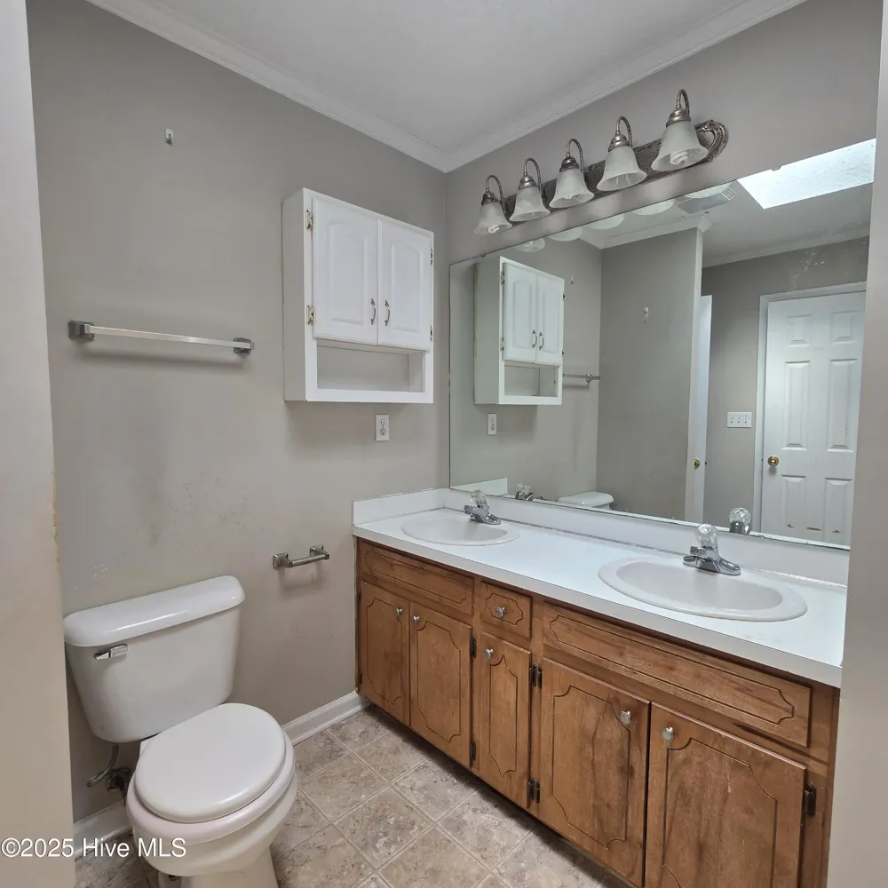 3830 Sterling Pointe Drive #P7 Winterville, NC 28590