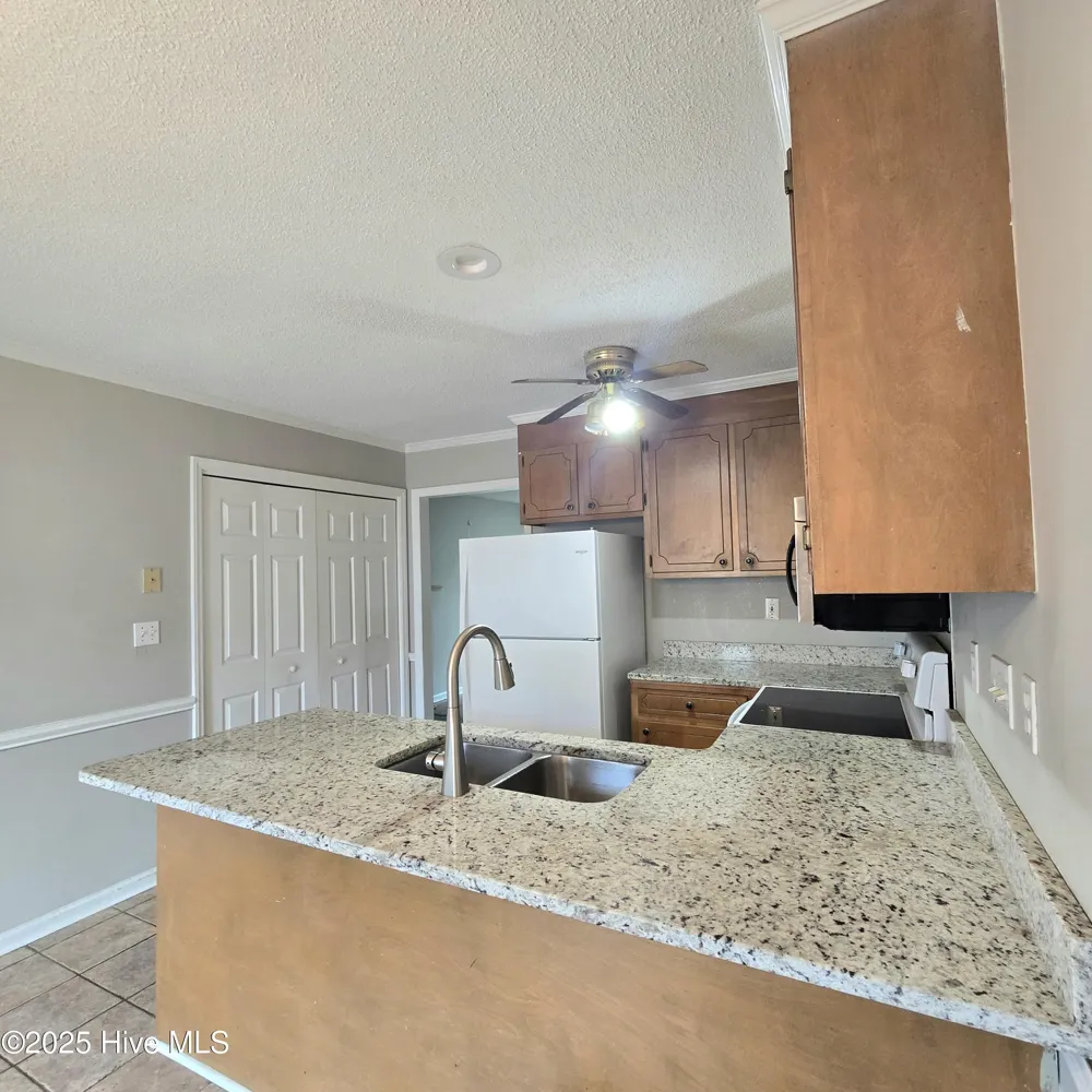 3830 Sterling Pointe Drive #P7 Winterville, NC 28590