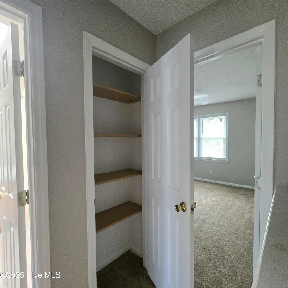 3830 Sterling Pointe Drive #P7 Winterville, NC 28590