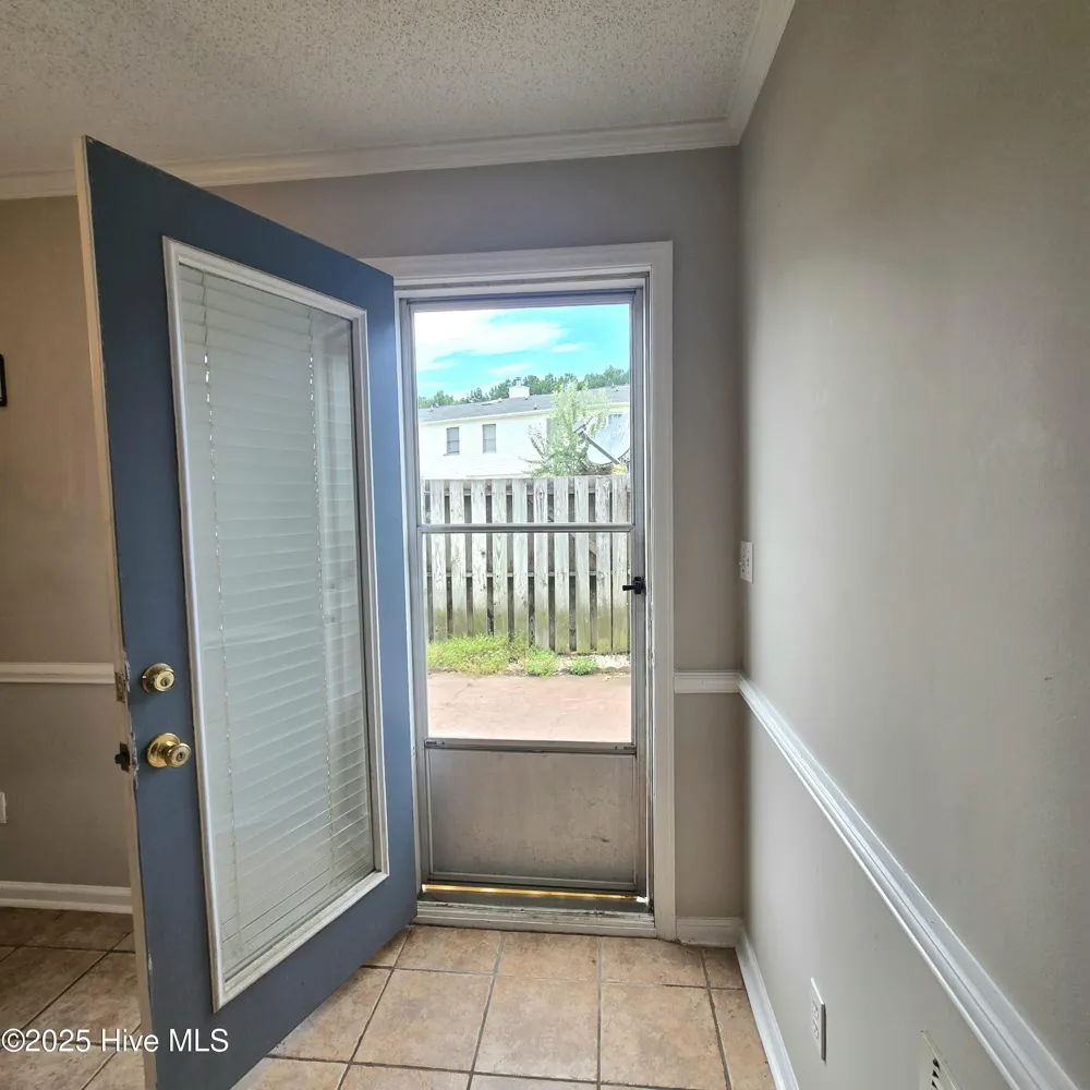 3830 Sterling Pointe Drive #P7 Winterville, NC 28590