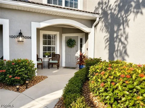 Colonial Country Club Boulevard #1006
