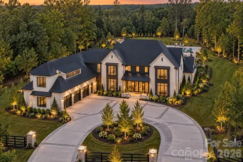 1002 Cane Manor Court
