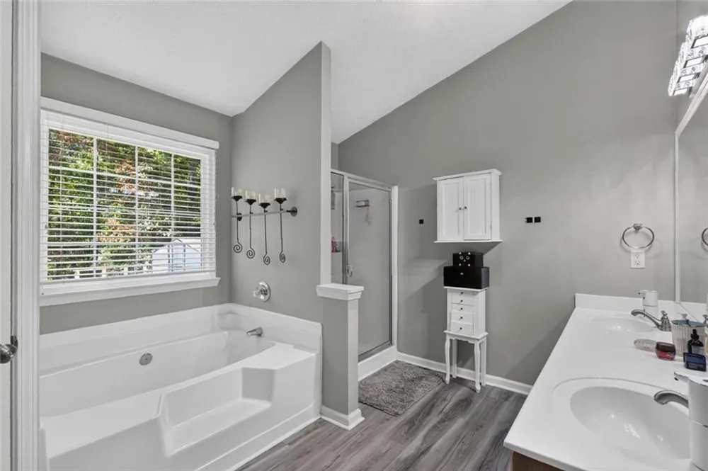 4692 Devencrest Lane Buford, GA 30519