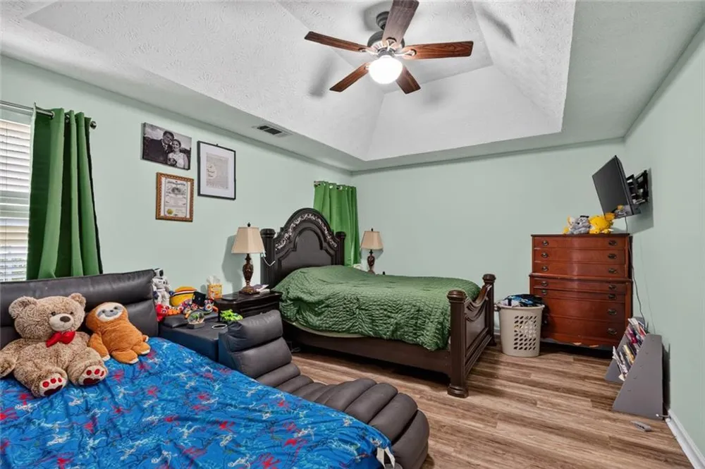 4692 Devencrest Lane Buford, GA 30519