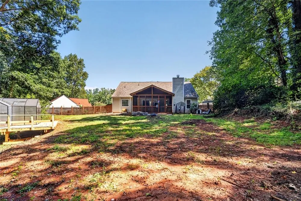 4692 Devencrest Lane Buford, GA 30519