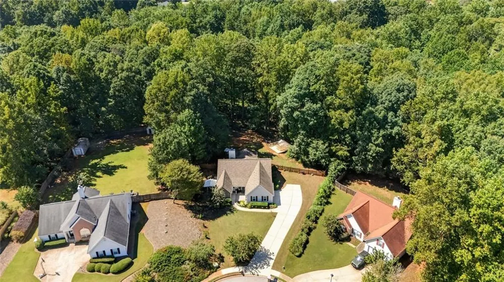 4692 Devencrest Lane Buford, GA 30519