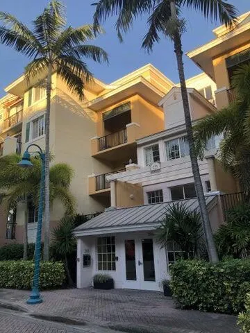 255 NE 3RD AVENUE #2306