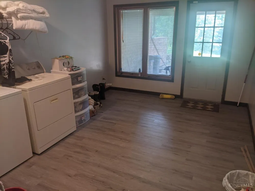 921 Katys Lane Chester, OH 45177