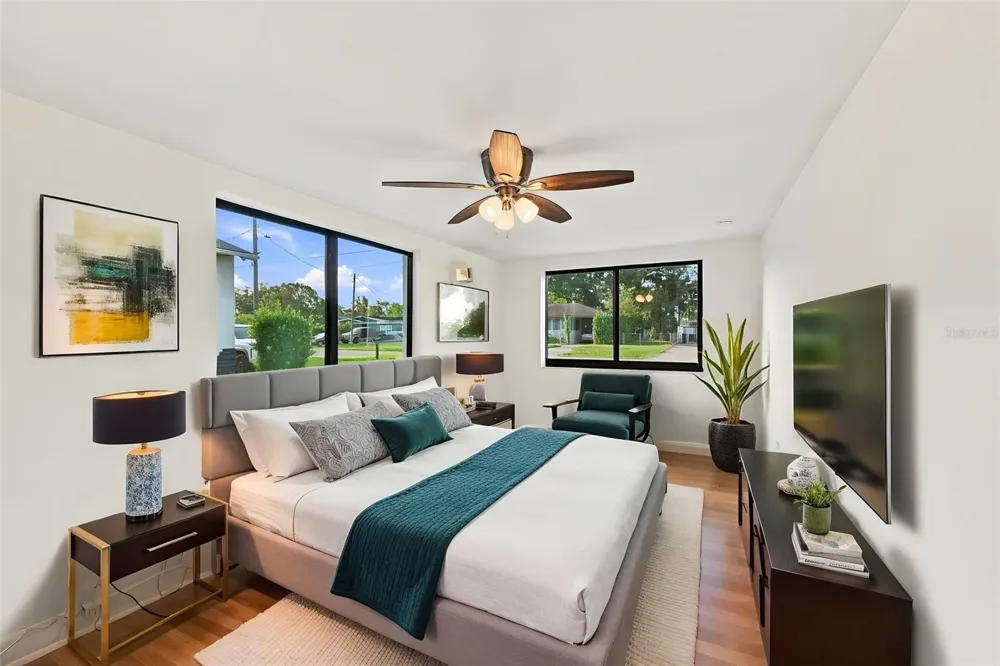 3215 W DEWEY STREET Tampa, FL 33607