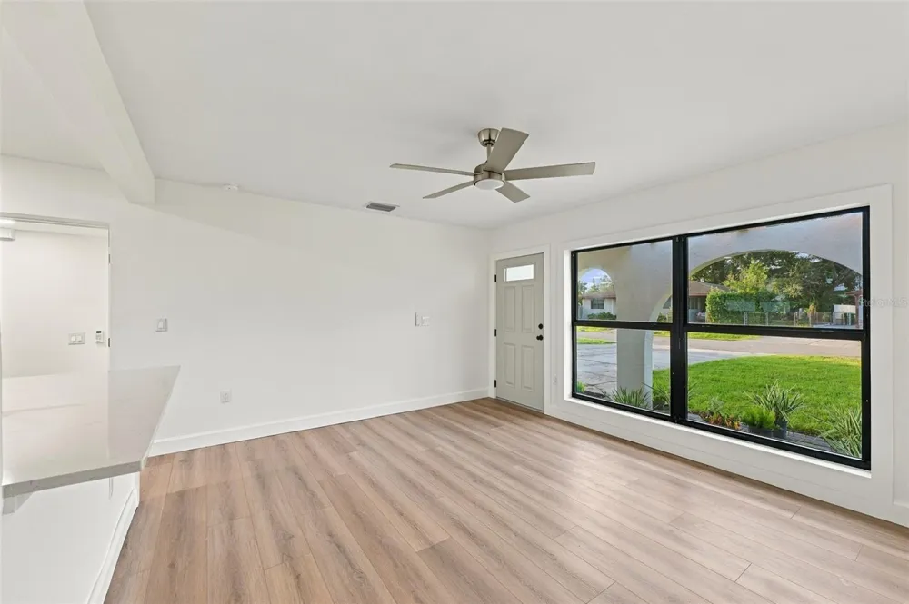 3215 W DEWEY STREET Tampa, FL 33607