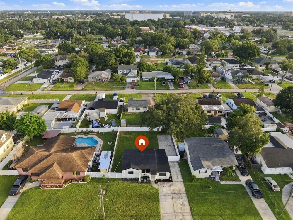 3215 W DEWEY STREET Tampa, FL 33607