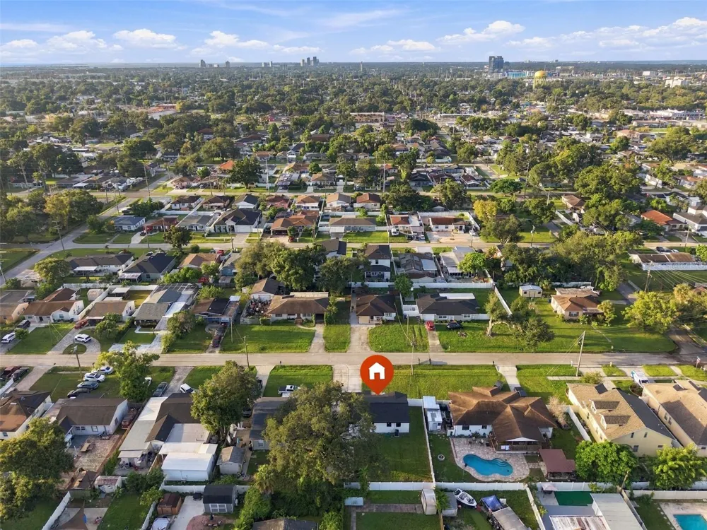 3215 W DEWEY STREET Tampa, FL 33607