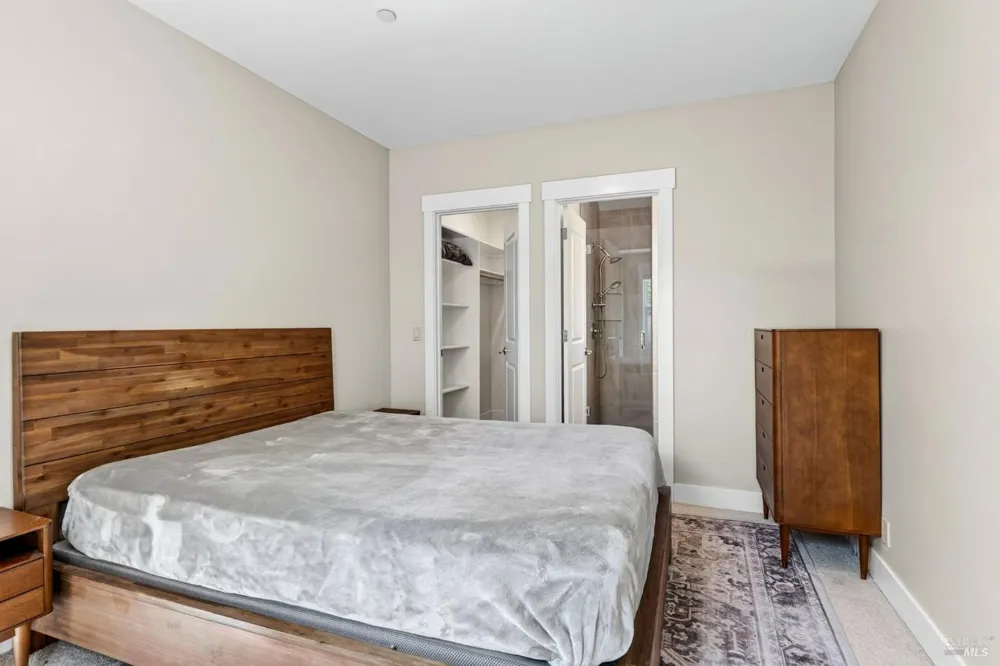 445 Monte Vista Avenue Healdsburg, CA 95448