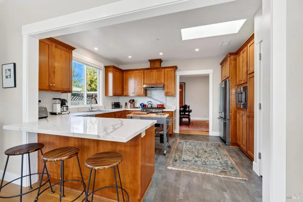 445 Monte Vista Avenue Healdsburg, CA 95448