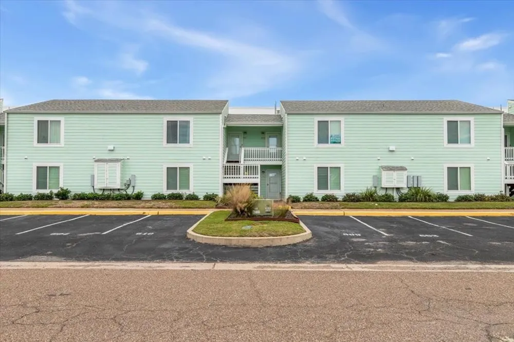 610 Lauderdale Drive #610 Rockport, TX 78382