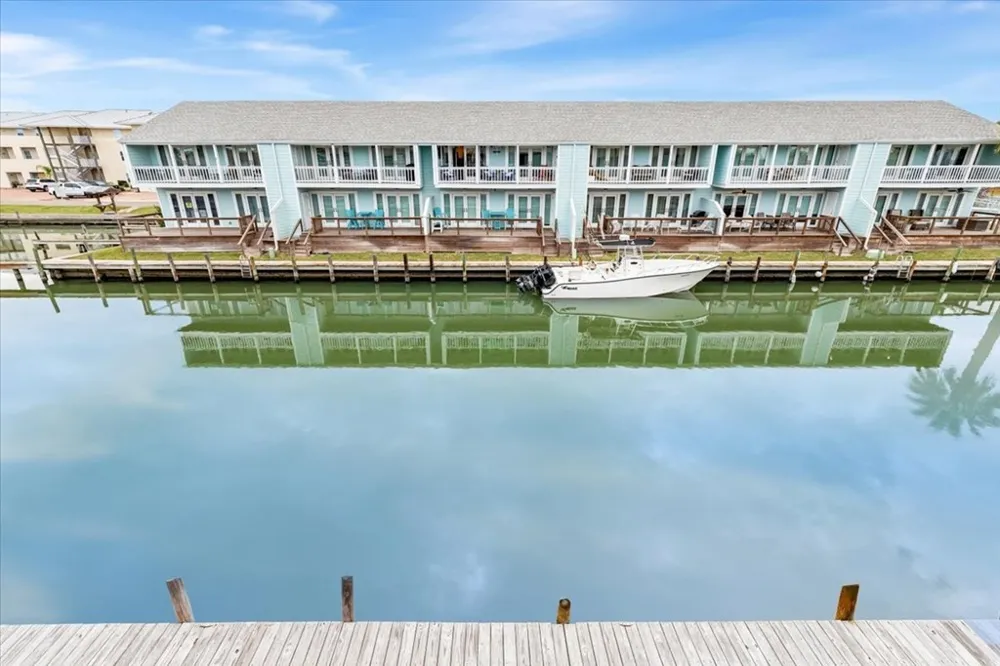 610 Lauderdale Drive #610 Rockport, TX 78382