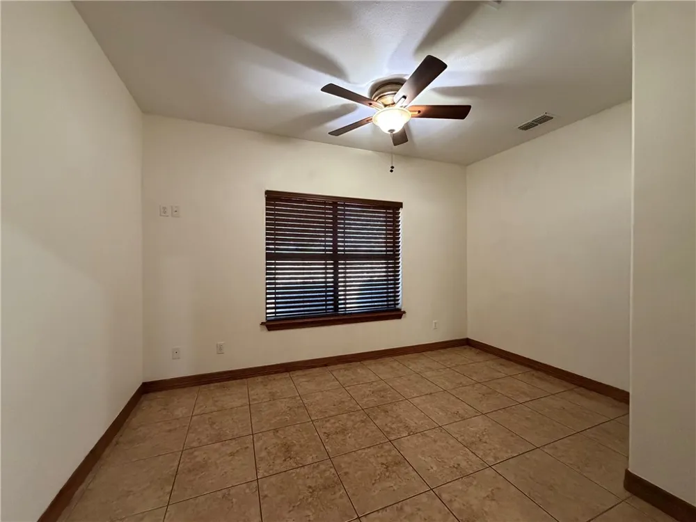 664 Fm 625 Alice, TX 78332