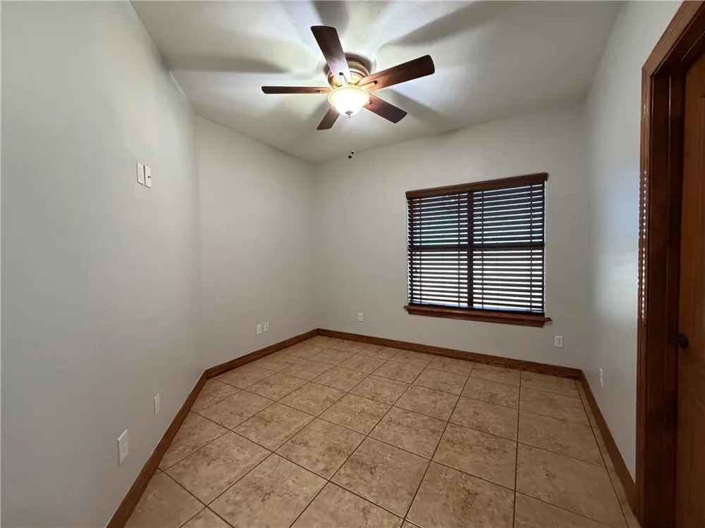 664 Fm 625 Alice, TX 78332