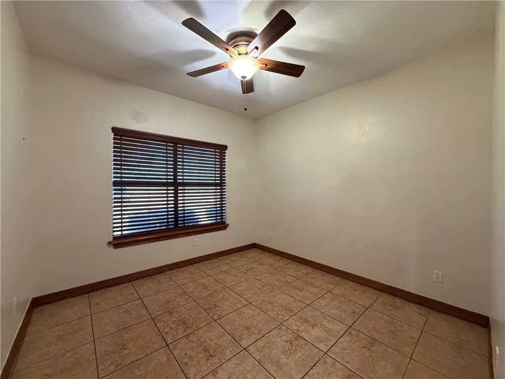 664 Fm 625 Alice, TX 78332