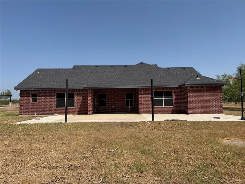 664 Fm 625 Alice, TX 78332