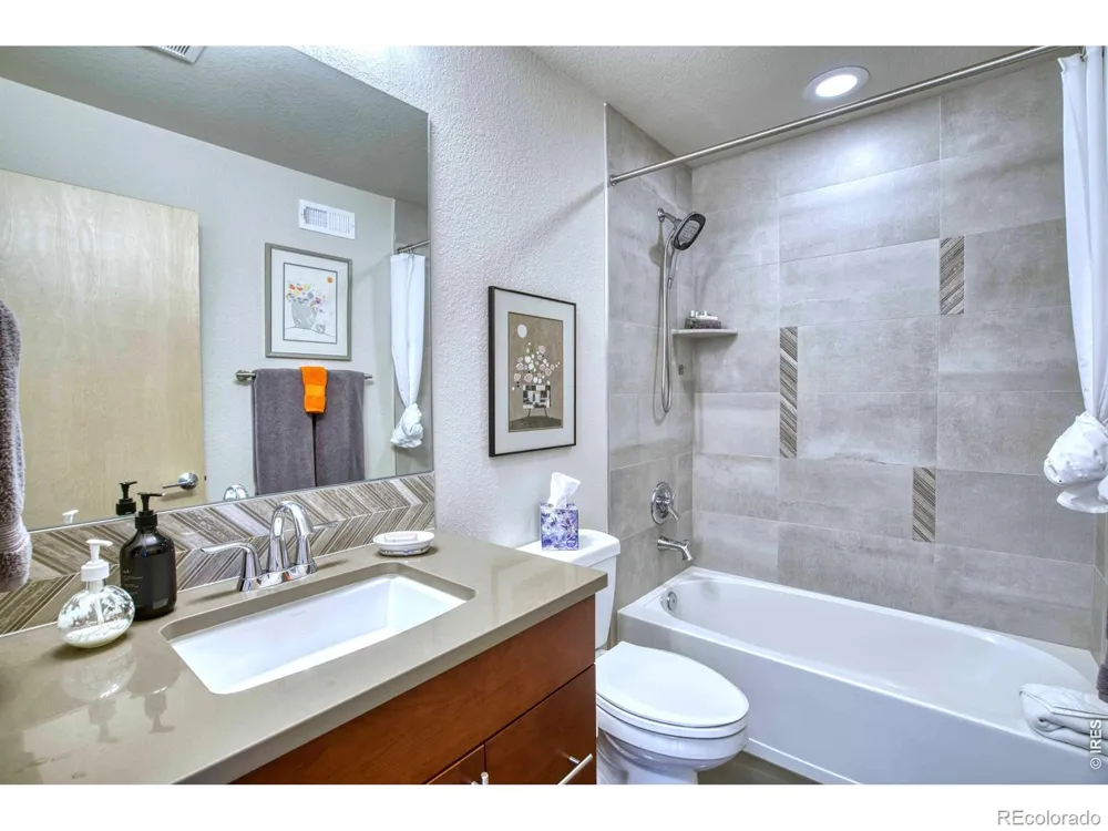 1483 Hecla Way Louisville, CO 80027
