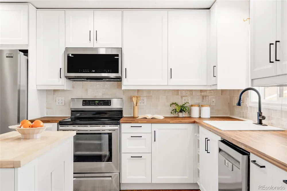 11019 Brownstone Drive Parker, CO 80138