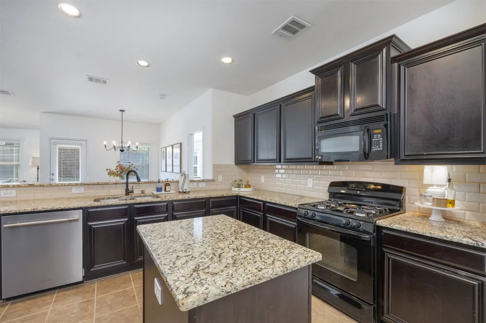 2536 Shooting Star Drive McKinney, TX 75071