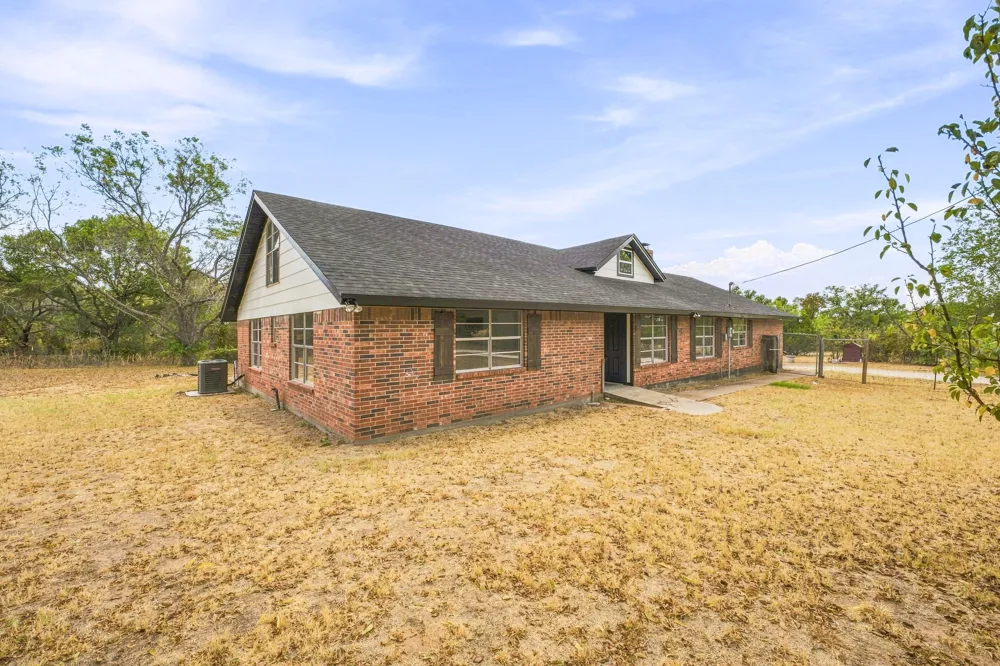 2771 S Fm 200 Nemo, TX 76070
