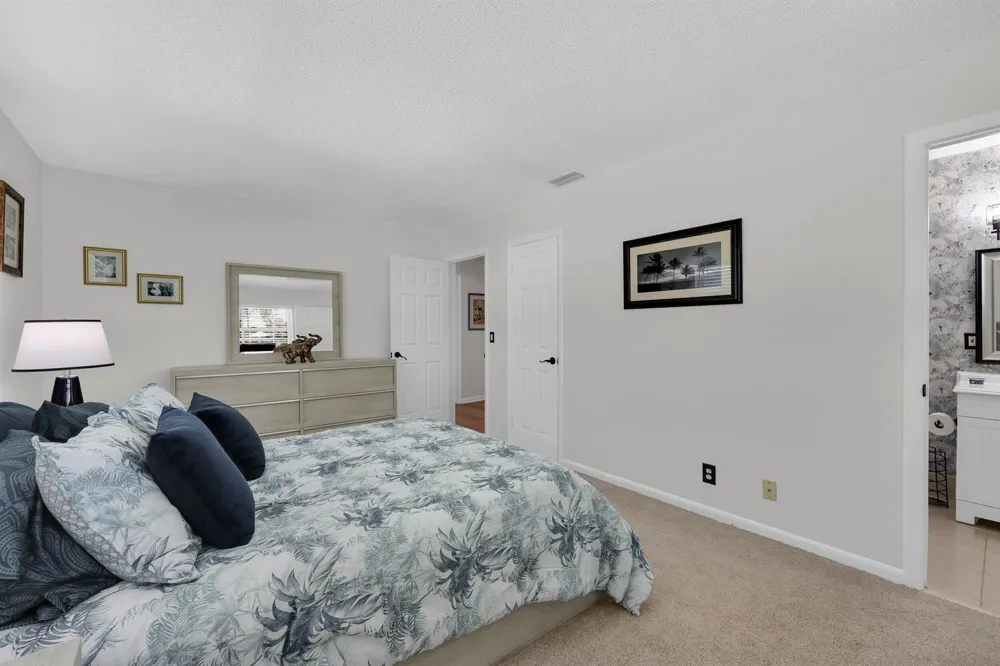 9791 SE Little Club Way Jupiter, FL 33469