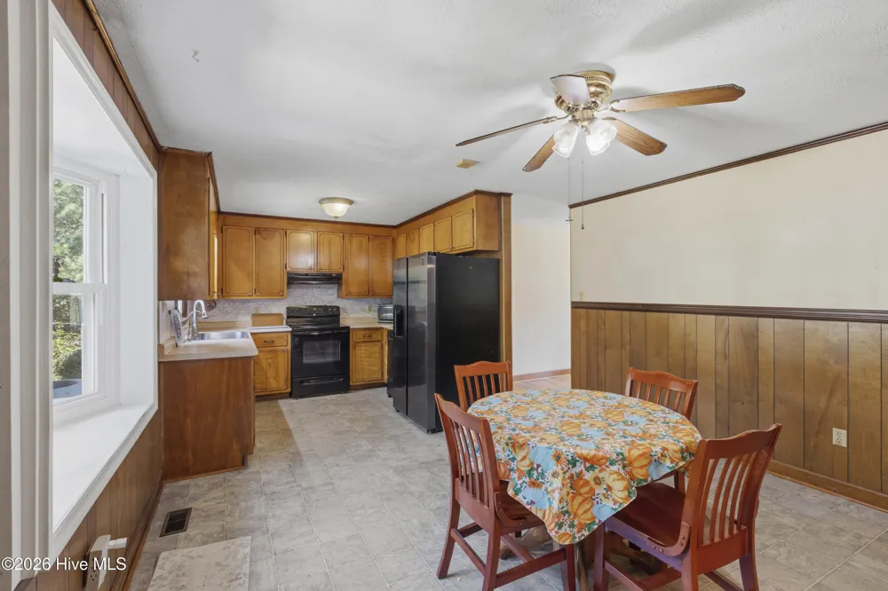 6947 Beaver Dam Road Stedman, NC 28391
